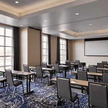 Sheraton Richmond Airport Hotel Сандстън Екстериор снимка