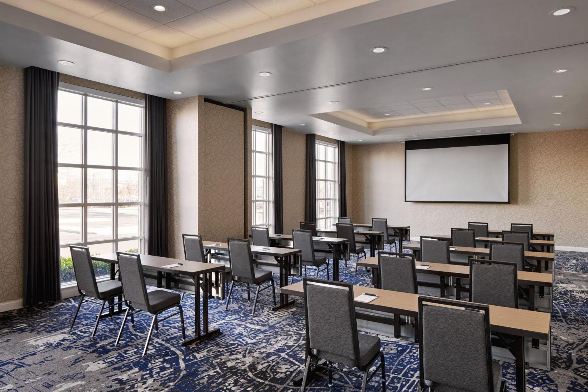 Sheraton Richmond Airport Hotel Сандстън Екстериор снимка