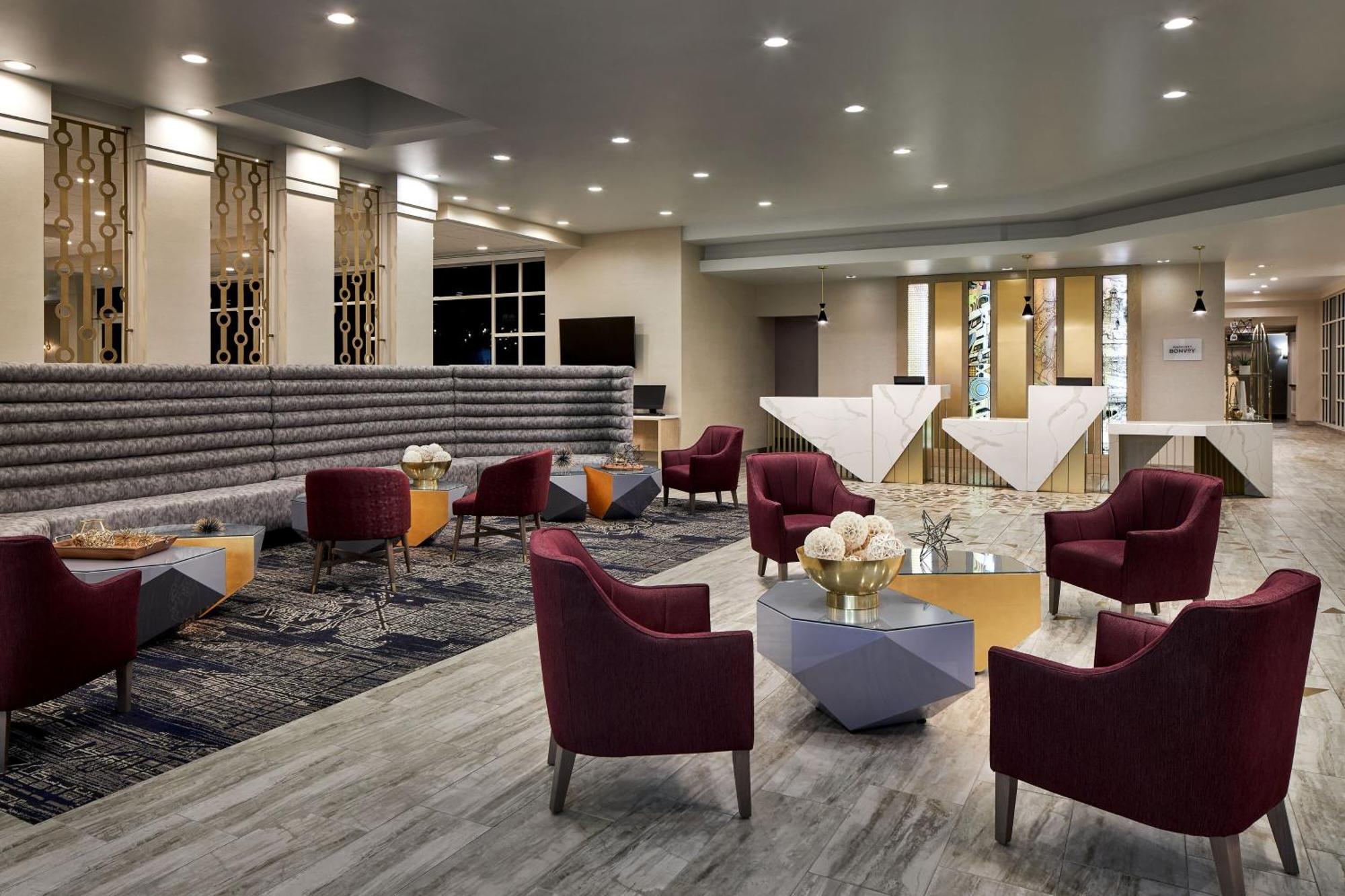 Sheraton Richmond Airport Hotel Сандстън Екстериор снимка