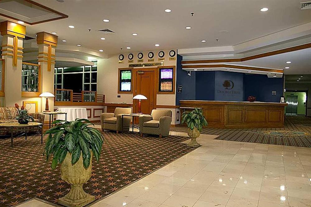 Sheraton Richmond Airport Hotel Сандстън Интериор снимка